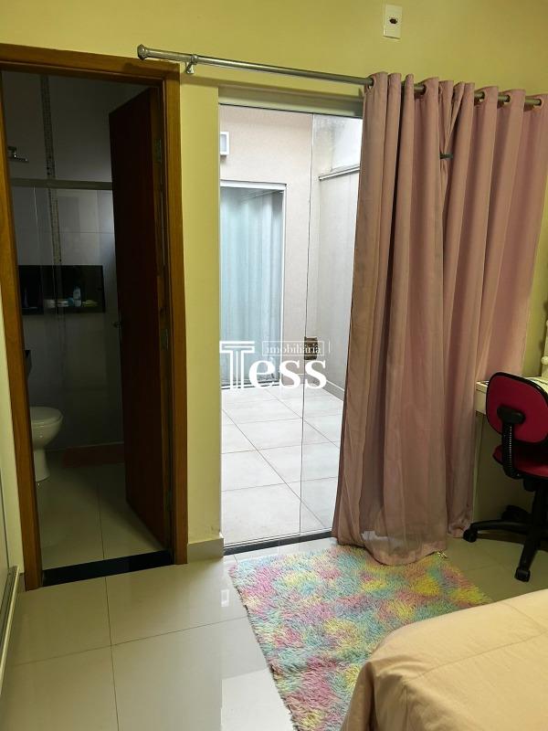 Casa de Condomínio com 3 quartos à venda, 190m² — foto 17 de 29