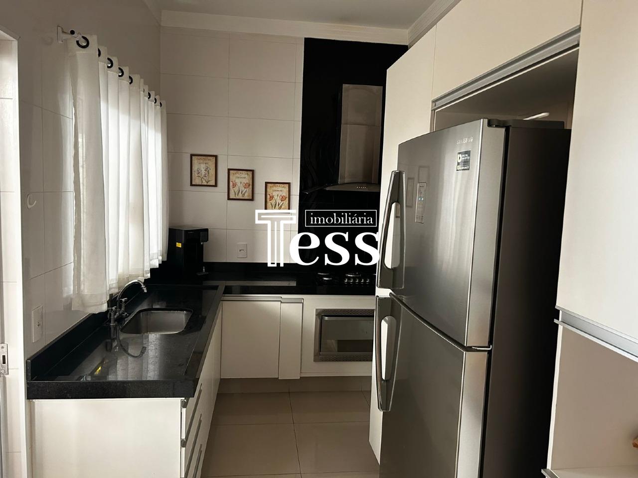 Casa de Condomínio com 3 quartos à venda, 190m² — foto 8 de 29