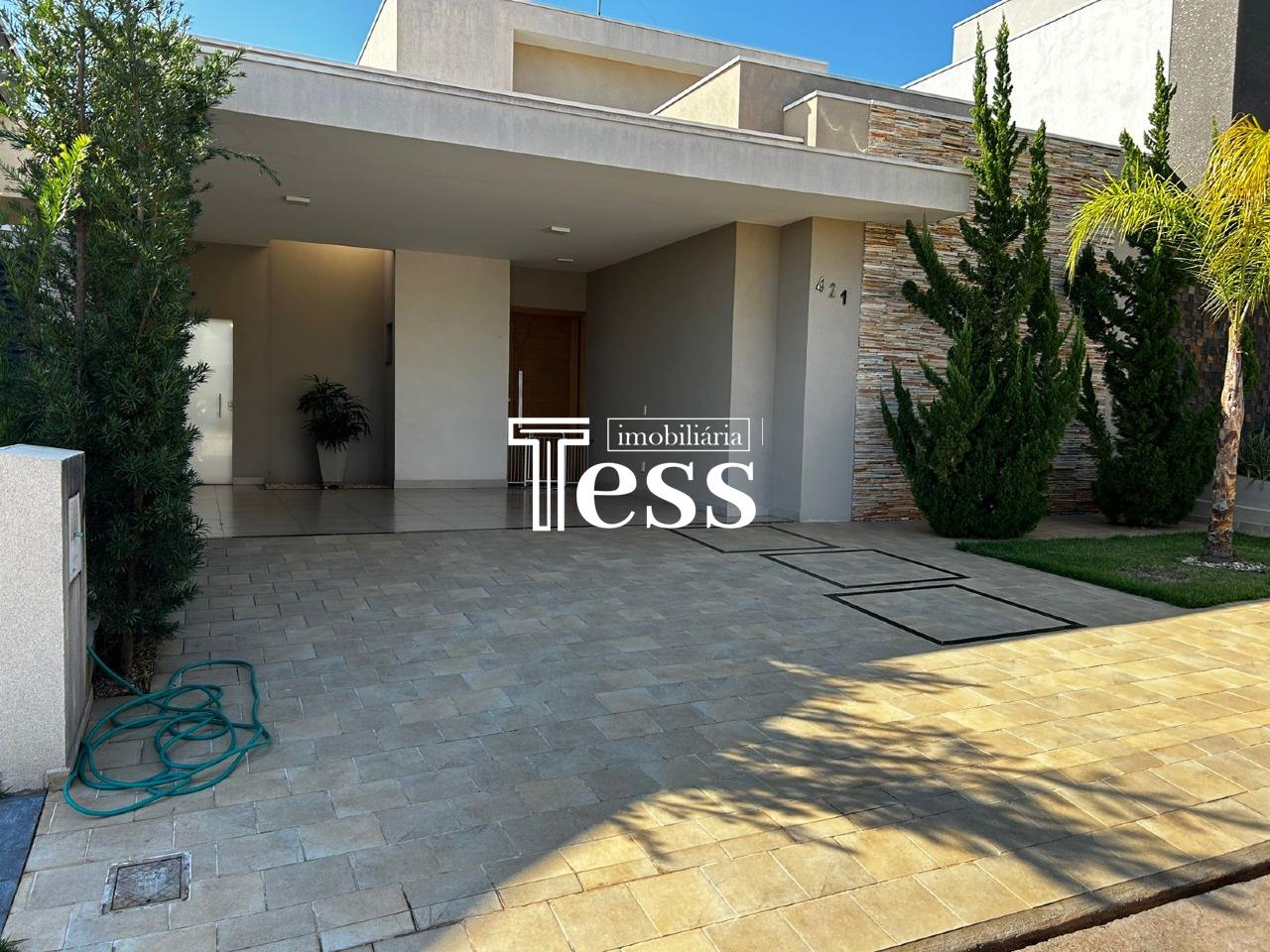 Casa de Condomínio com 3 quartos à venda, 190m² — foto 2 de 29