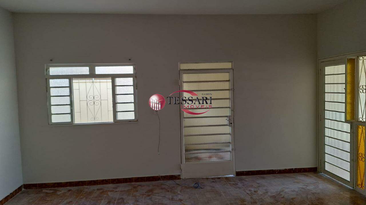 Imóvel Comercial com 3 quartos para aluguel, 220m² — foto 17 de 20