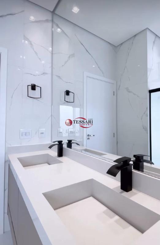Casa de Condomínio com 3 quartos à venda, 219m² — foto 10 de 12