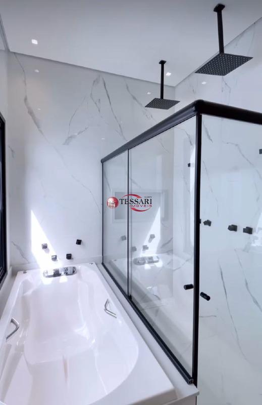 Casa de Condomínio com 3 quartos à venda, 219m² — foto 11 de 12