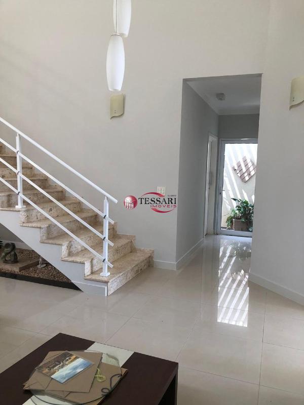 Casa de Condomínio com 3 quartos à venda, 200m² — foto 8 de 26