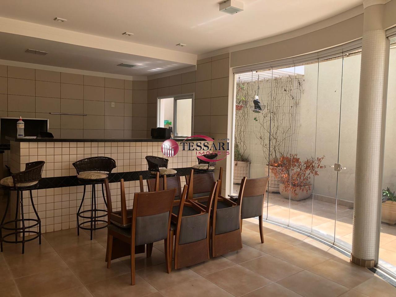 Casa de Condomínio com 3 quartos à venda, 200m² — foto 22 de 26