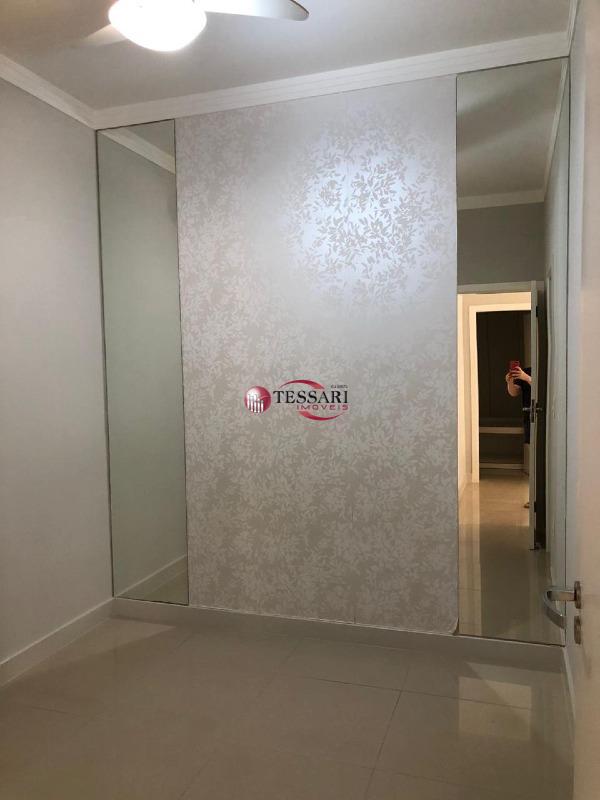 Casa de Condomínio com 3 quartos à venda, 200m² — foto 17 de 26
