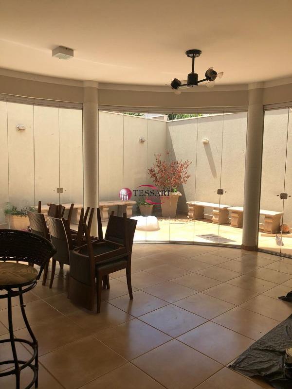 Casa de Condomínio com 3 quartos à venda, 200m² — foto 23 de 26