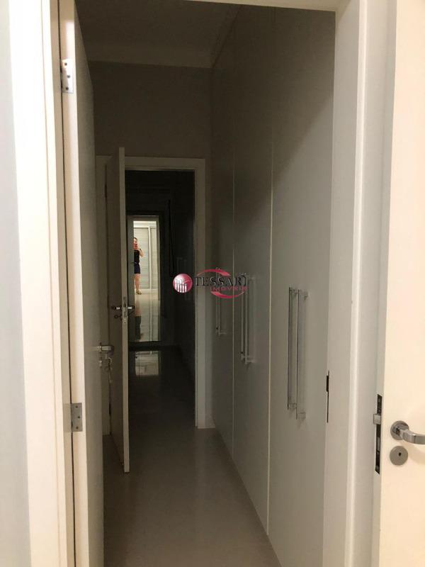 Casa de Condomínio com 3 quartos à venda, 200m² — foto 16 de 26