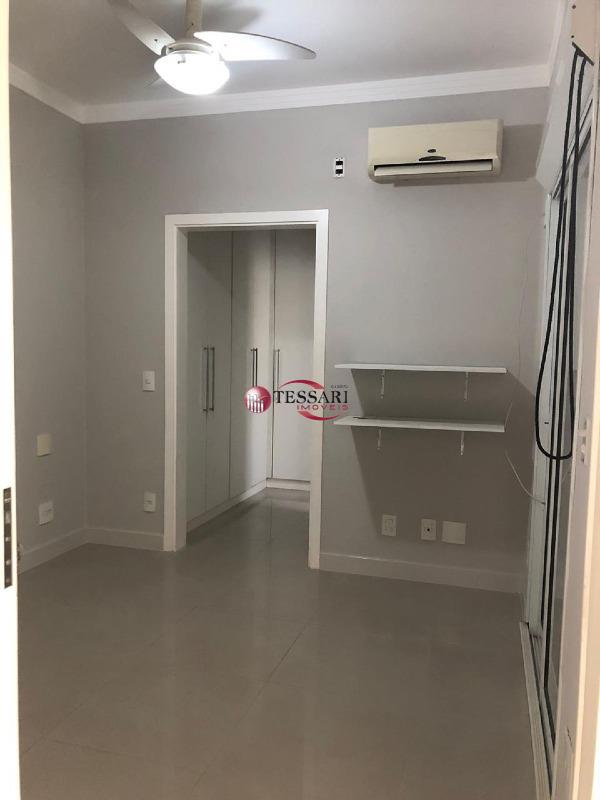 Casa de Condomínio com 3 quartos à venda, 200m² — foto 19 de 26