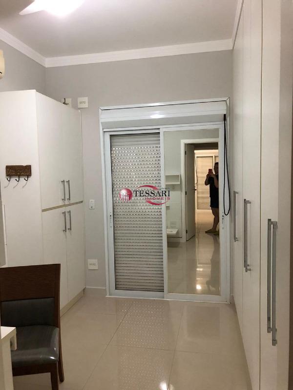 Casa de Condomínio com 3 quartos à venda, 200m² — foto 9 de 26