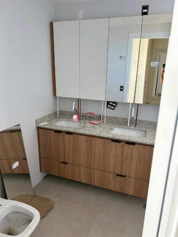 Apartamento com 3 quartos para aluguel, 162m² — foto 19 de 19