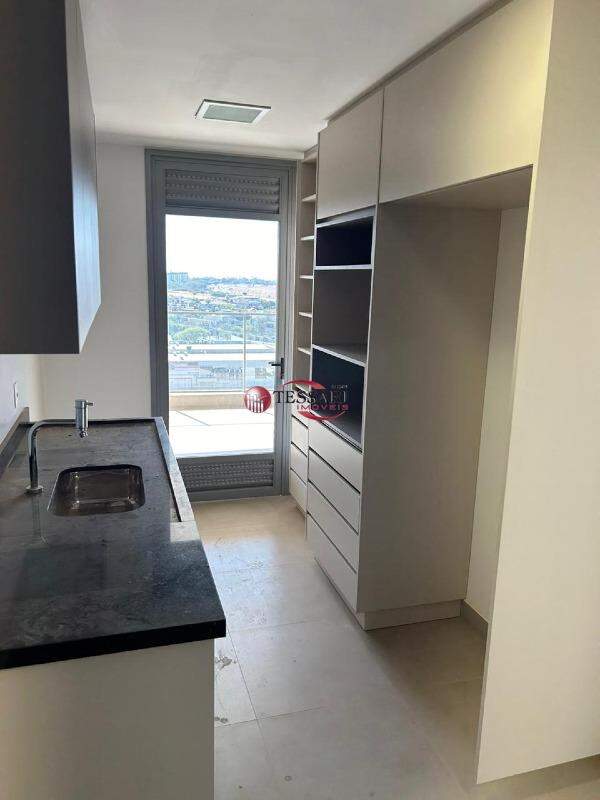 Apartamento com 3 quartos para aluguel, 162m² — foto 5 de 19
