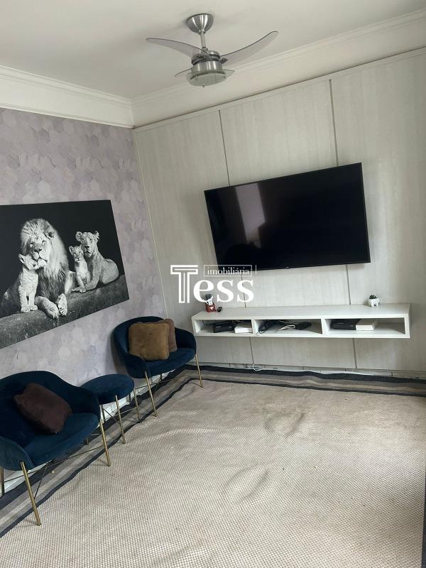 Casa com 3 quartos à venda, 220m² — foto 4 de 25
