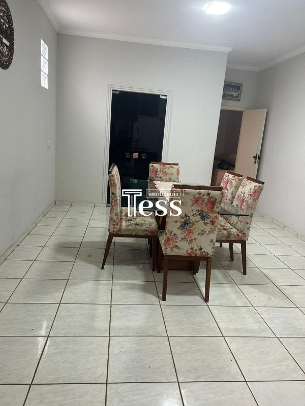 Casa com 3 quartos à venda, 220m² — foto 5 de 25