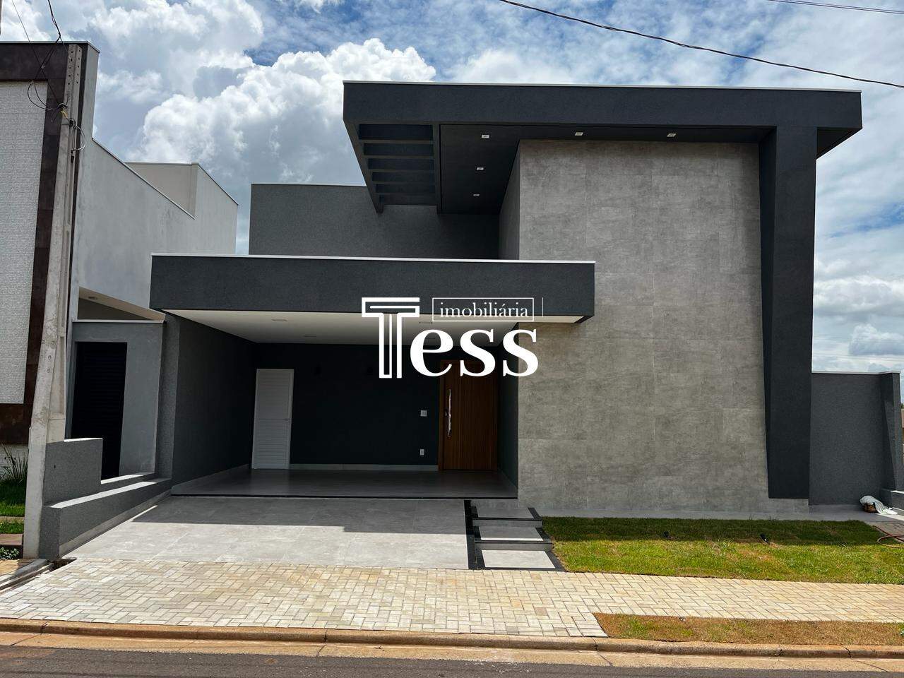 Casa de Condomínio com 3 quartos à venda, 175m² — foto 1 de 20
