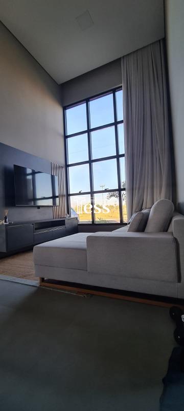 Casa de Condomínio com 3 quartos à venda, 174m² — foto 2 de 17