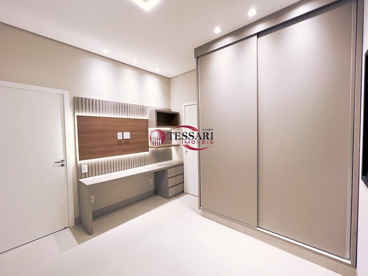 Casa de Condomínio com 4 quartos à venda, 249m² — foto 15 de 25