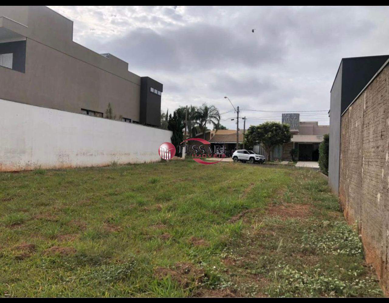 Terreno / Lote / Condomínio à venda, 403m² — foto 5 de 7