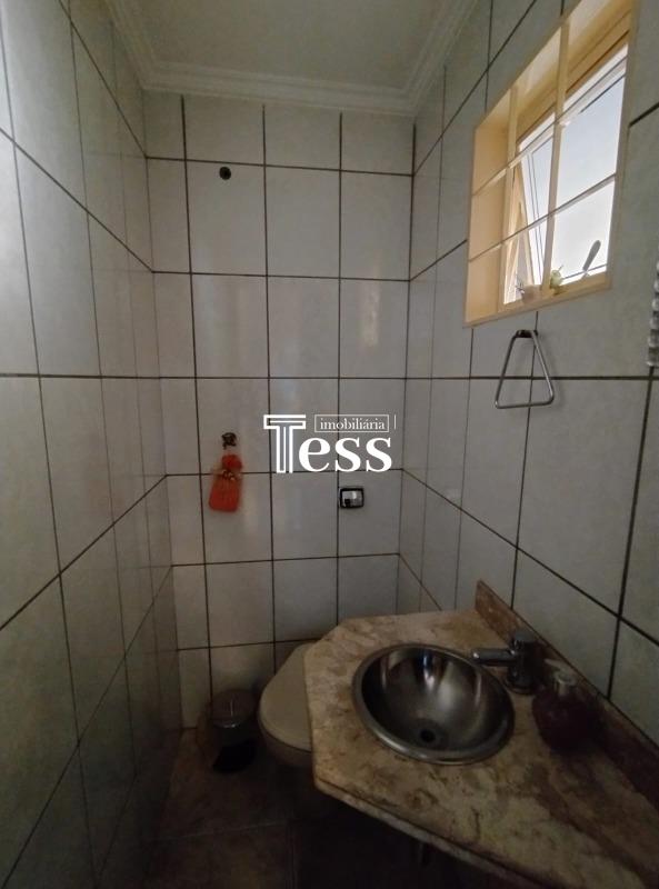 Casa com 3 quartos à venda, 218m² — foto 20 de 28