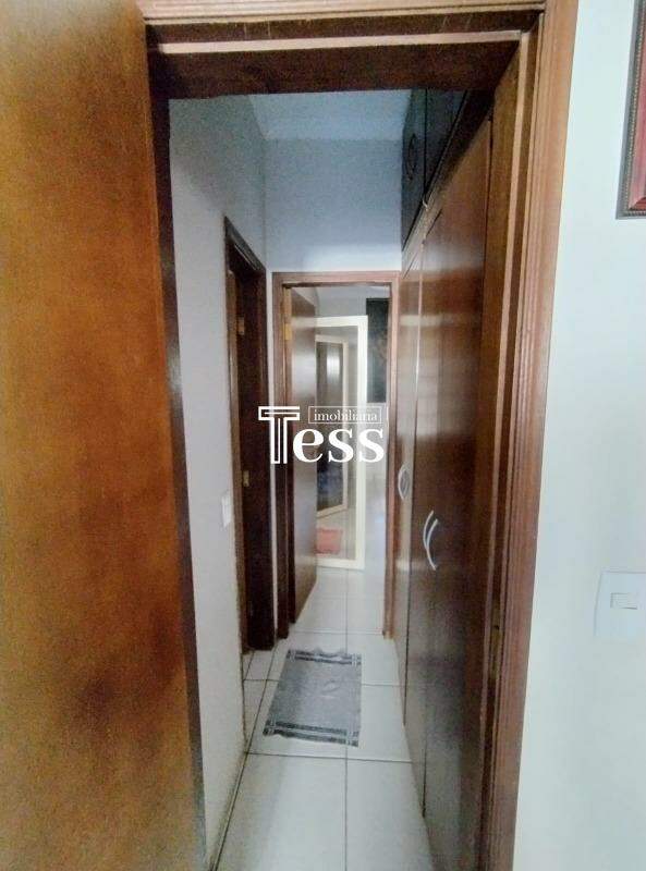 Casa com 3 quartos à venda, 218m² — foto 28 de 28