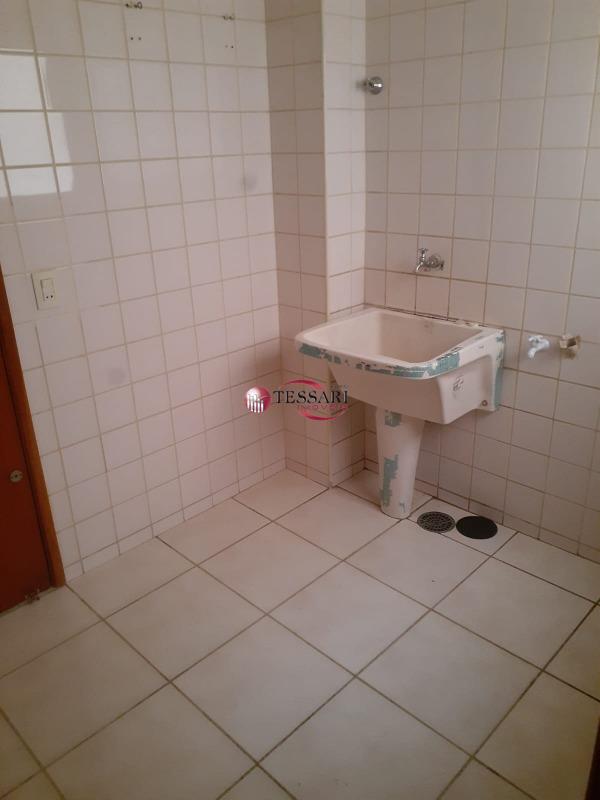 Apartamento com 3 quartos para aluguel, 120m² — foto 5 de 8
