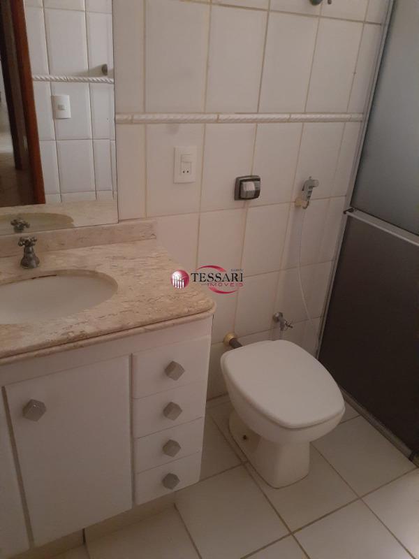 Apartamento com 3 quartos para aluguel, 120m² — foto 7 de 8
