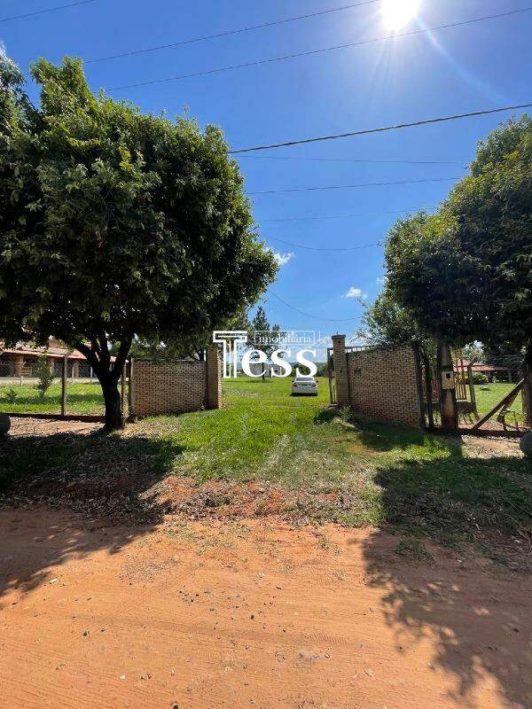 Terreno / Lote / Condomínio à venda, 3840m² — foto 2 de 8
