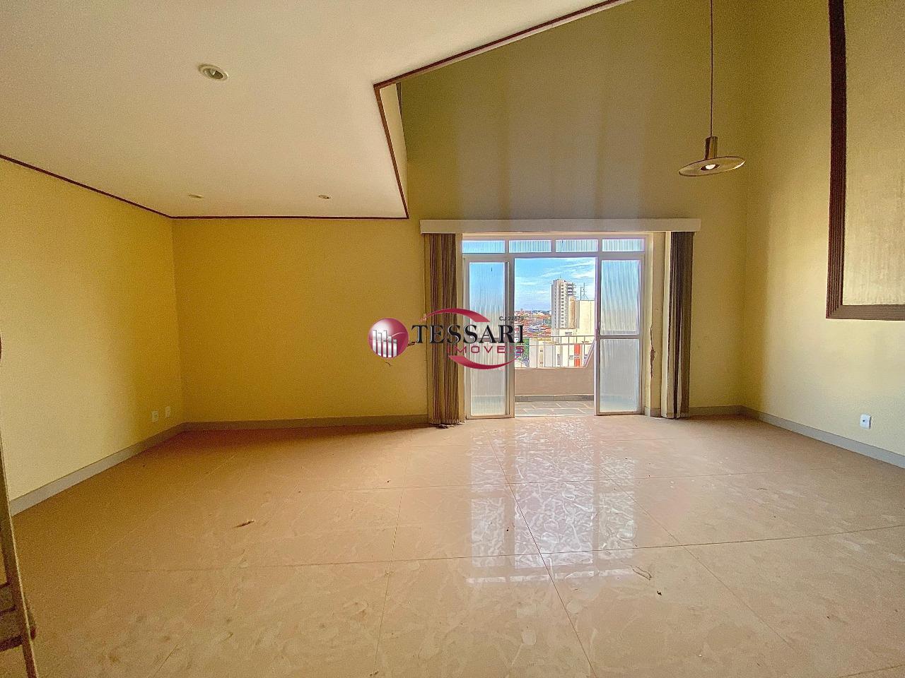 Apartamento com 3 quartos para aluguel, 260m² — foto 3 de 23
