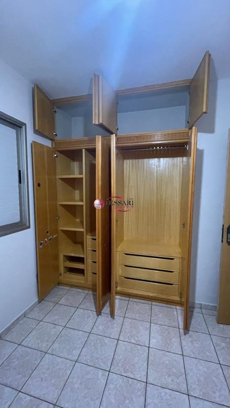 Apartamento com 3 quartos para aluguel, 105m² — foto 15 de 17