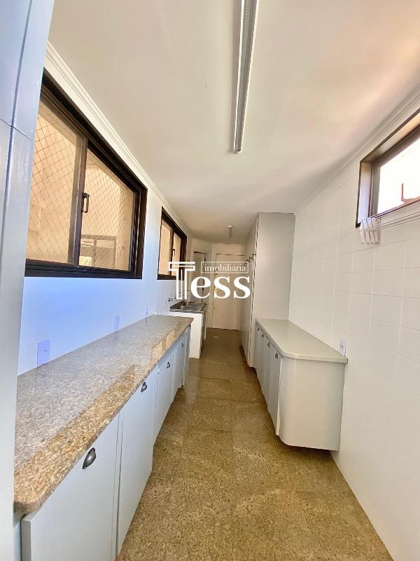 Apartamento com 3 quartos à venda, 325m² — foto 12 de 26