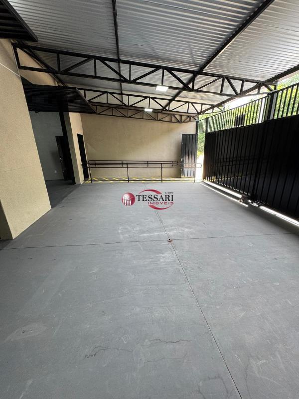 Loja / Salão / Ponto Comercial para aluguel, 240m² — foto 3 de 19
