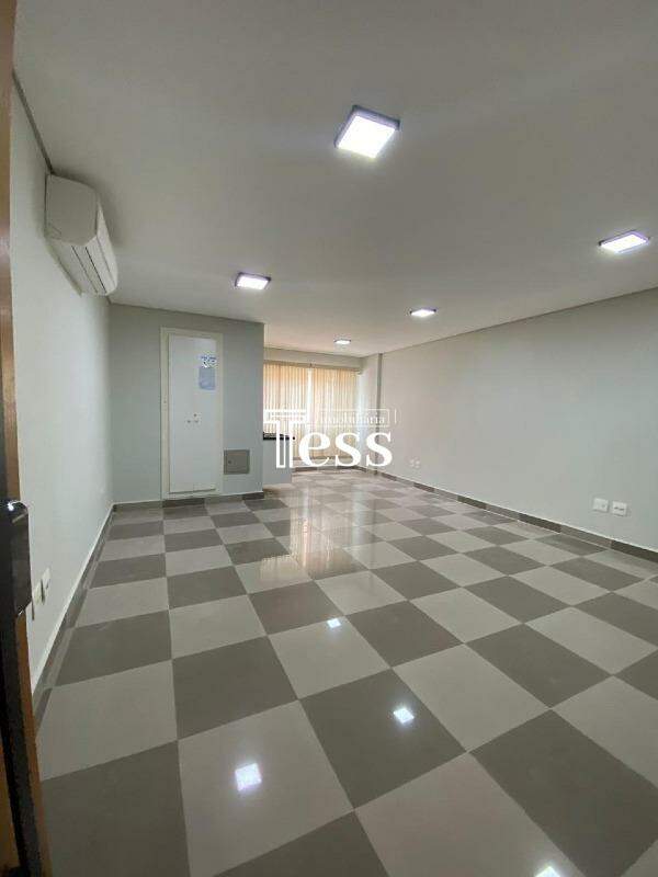 Conjunto Comercial / Sala para aluguel, 57m² — foto 1 de 8