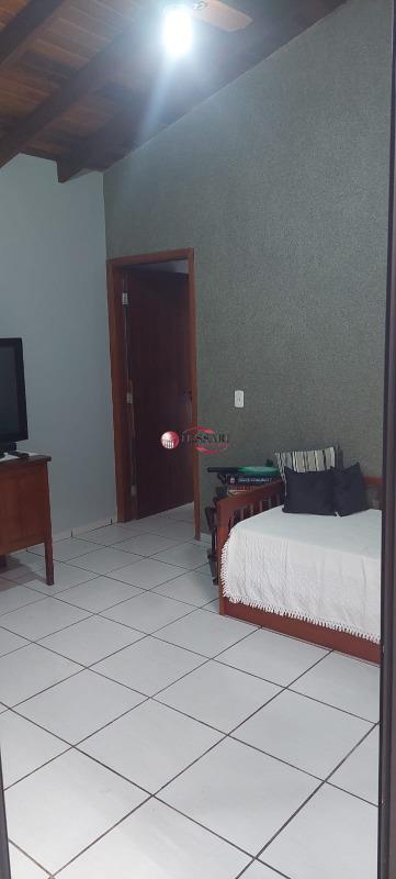 Casa de Condomínio com 3 quartos à venda, 160m² — foto 14 de 21