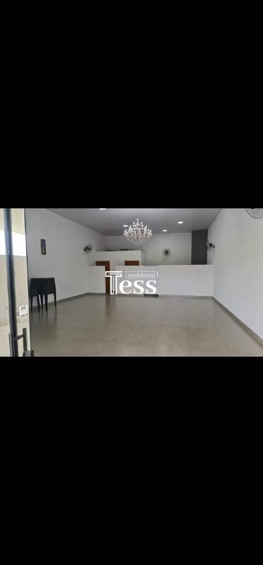Loja / Salão / Ponto Comercial à venda, 112m² — foto 1 de 2