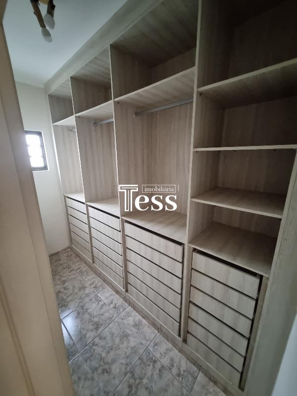 Casa com 3 quartos para aluguel, 250m² — foto 11 de 30