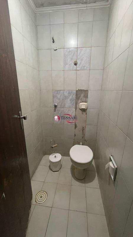 Casa com 2 quartos para aluguel, 180m² — foto 14 de 18