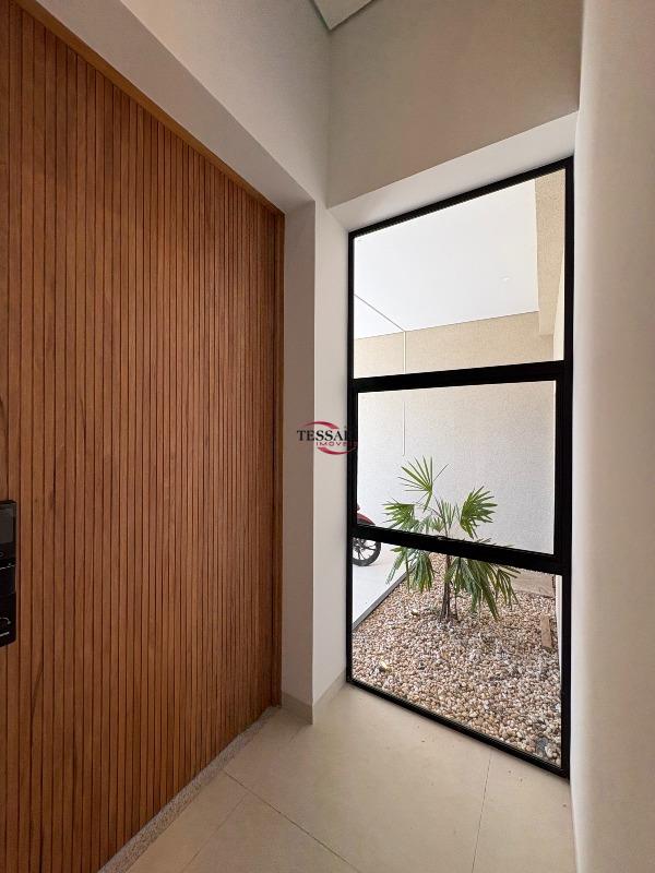 Casa de Condomínio com 3 quartos à venda, 153m² — foto 2 de 29