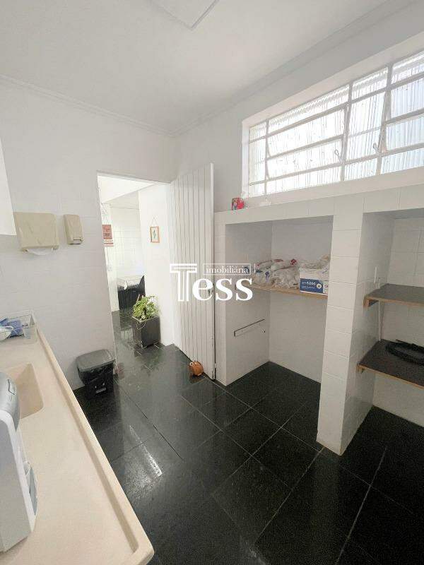 Imóvel Comercial à venda, 199m² — foto 9 de 22