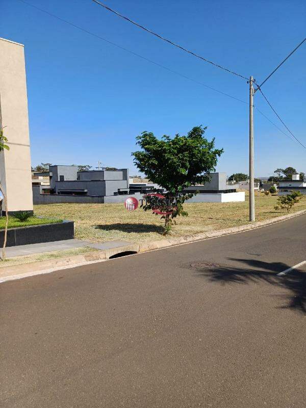 Terreno / Lote / Condomínio à venda, 232m² — foto 6 de 14