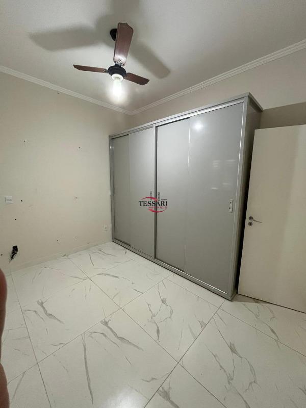 Casa de Condomínio com 3 quartos para aluguel, 350m² — foto 13 de 30