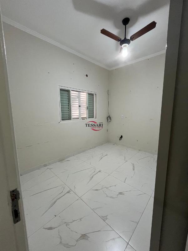 Casa de Condomínio com 3 quartos para aluguel, 350m² — foto 16 de 30