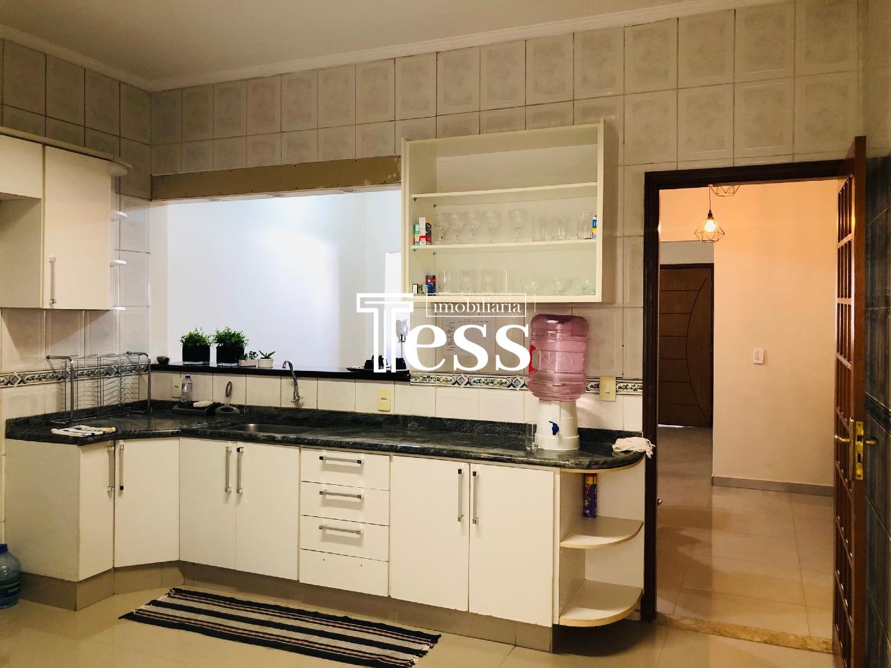 Casa com 3 quartos à venda, 201m² — foto 12 de 23