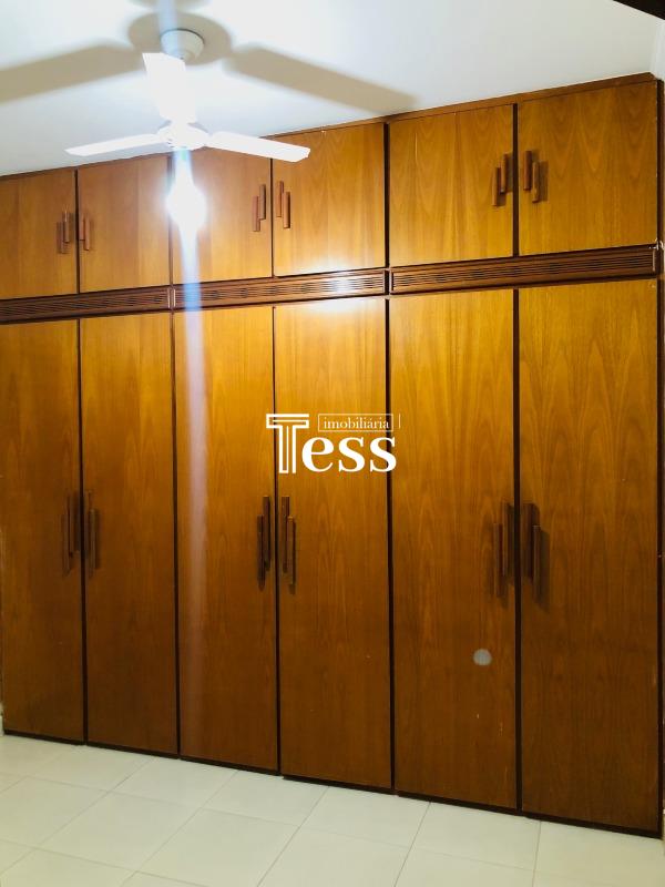 Casa com 3 quartos à venda, 201m² — foto 14 de 23