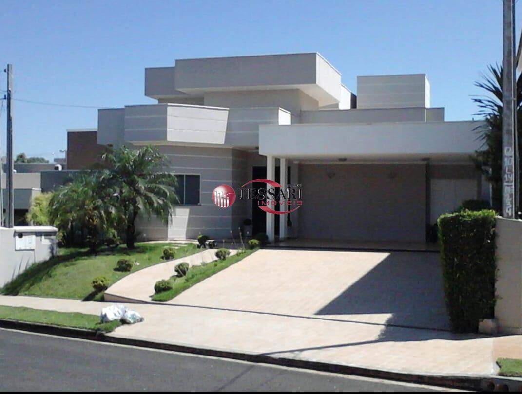 Casa de Condomínio com 3 quartos à venda, 200m² — foto 1 de 10