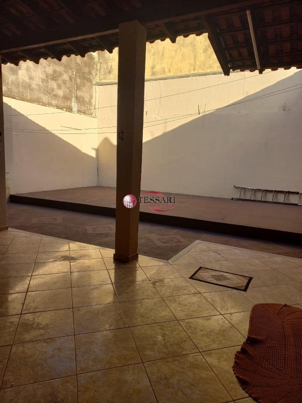 Casa com 3 quartos à venda, 220m² — foto 18 de 18