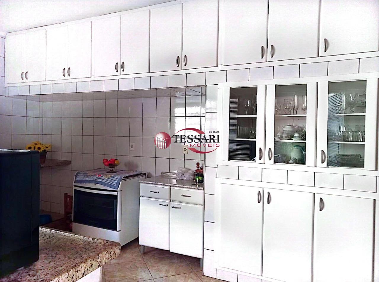 Casa com 3 quartos à venda, 220m² — foto 11 de 18