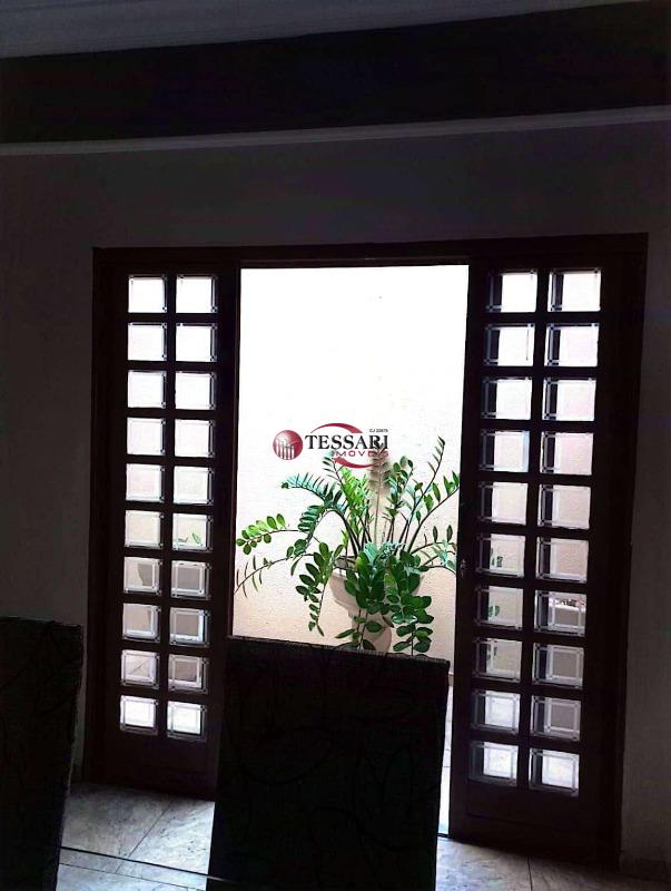 Casa com 3 quartos à venda, 220m² — foto 5 de 18