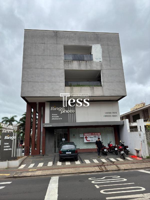Loja / Salão / Ponto Comercial para aluguel, 240m² — foto 2 de 22