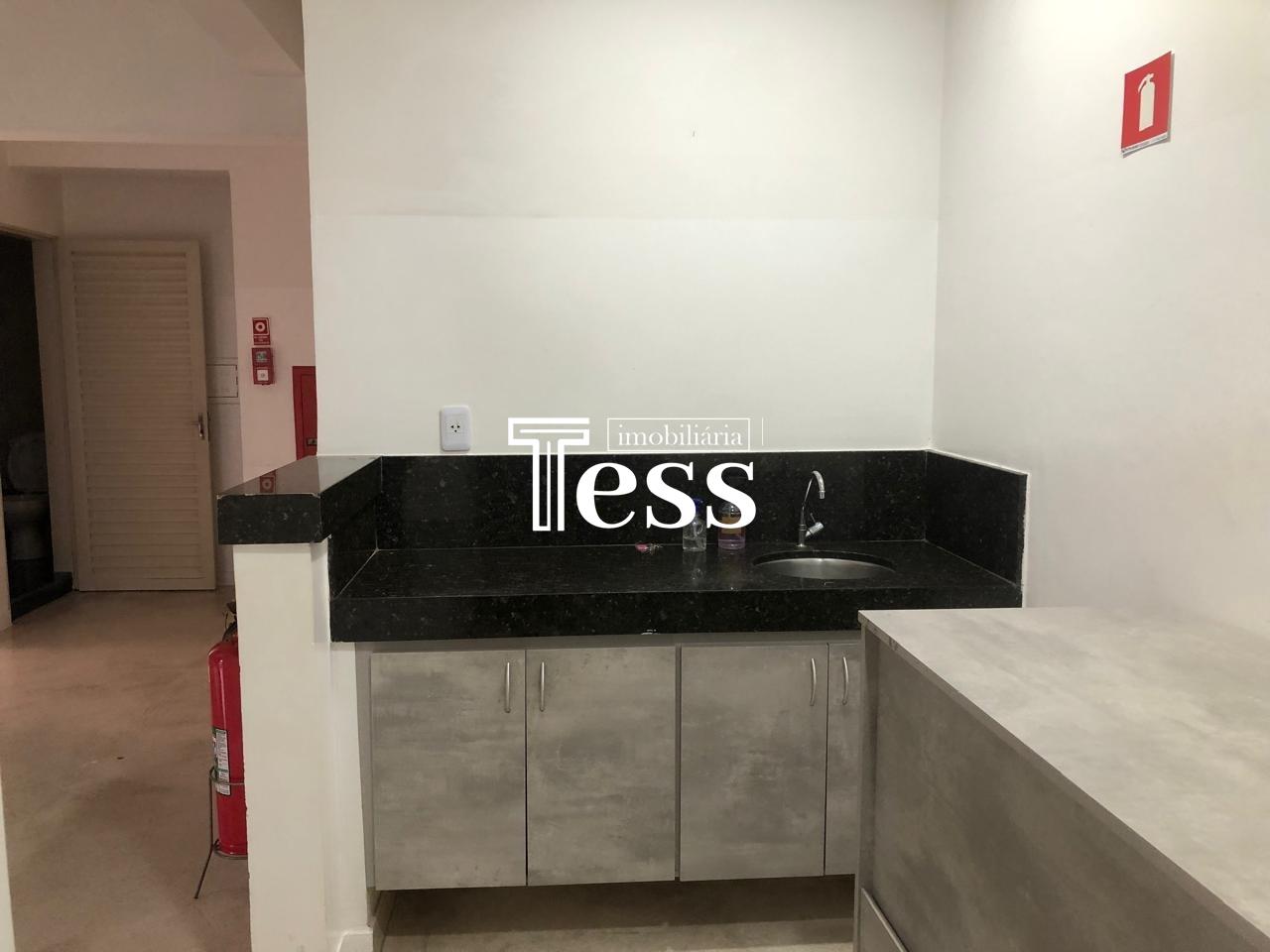 Loja / Salão / Ponto Comercial para aluguel, 240m² — foto 19 de 22