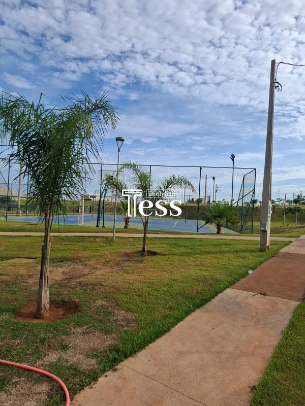 Terreno / Lote / Condomínio à venda, 300m² — foto 3 de 5