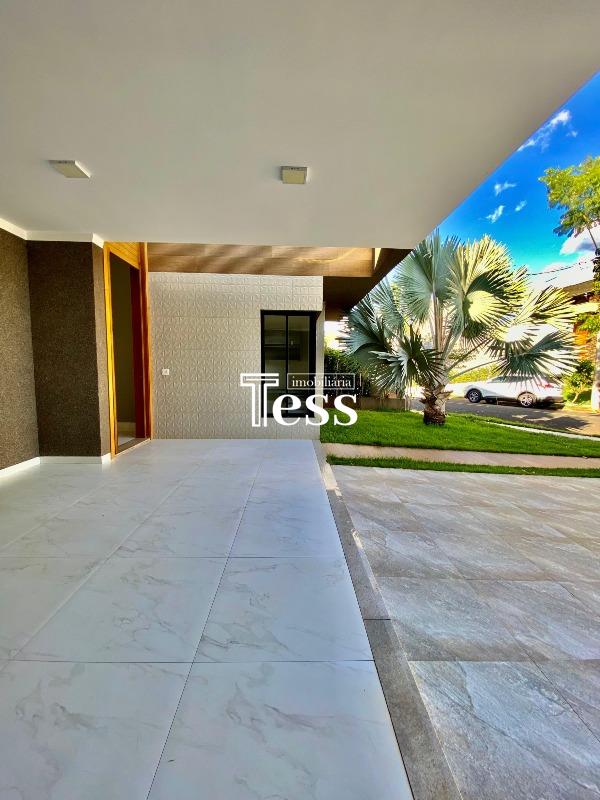 Casa de Condomínio com 3 quartos à venda, 212m² — foto 3 de 24
